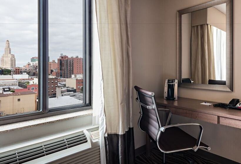 ２ダブルベッドのスタンダードルーム, Holiday Inn Express Brooklyn, An Ihg