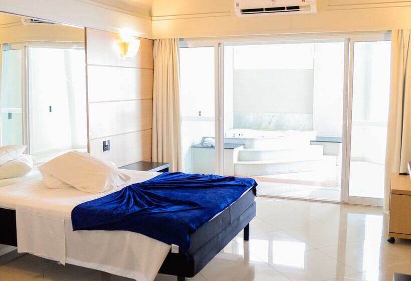 Полулюкс, Ibis Styles Rio Preto Monte Libano