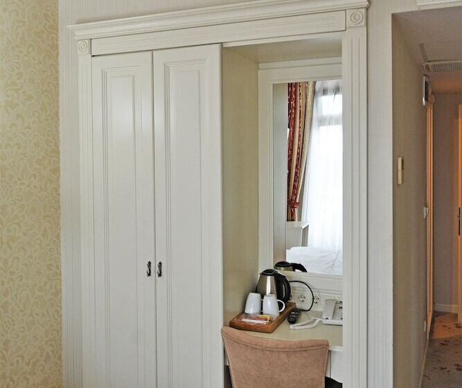 اتاق استاندارد با چشم‌انداز دریا, The And Hotel Sultanahmet  Special Category