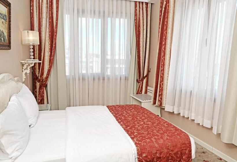 اتاق استاندارد با چشم‌انداز دریا, The And Hotel Sultanahmet  Special Category