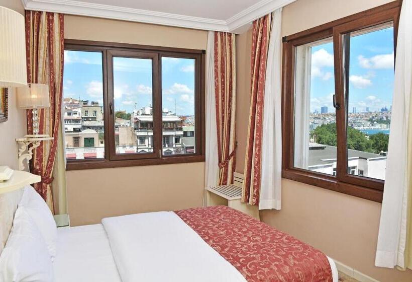 اتاق استاندارد با چشم‌انداز دریا, The And Hotel Sultanahmet  Special Category