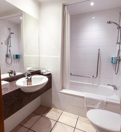 Номер Стандарт 2 Двуспальные Кровати, Novotel Queenstown Lakeside