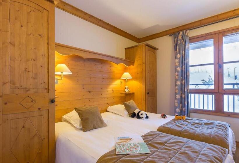 2 Bedroom Apartment with Views, Résidence Pierre & Vacances Premium Arc 1950 Le Village