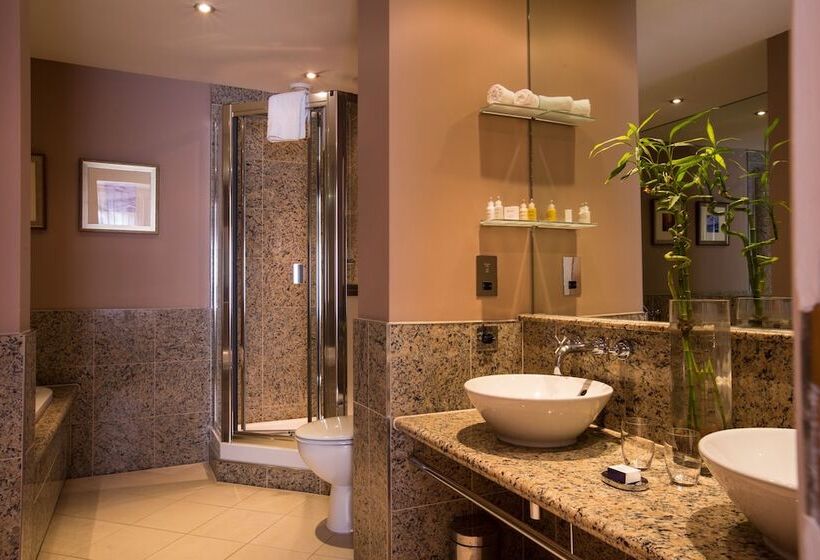 Студия Стандарт, The Club Hotel & Spa Jersey