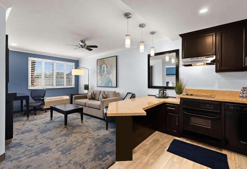 Люкс Кровать Кинг, Best Western Plus Manhattan Beach