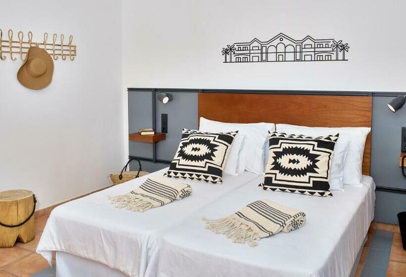 Номер Premium Вид на Бассейн, Coral Cotillo Beach