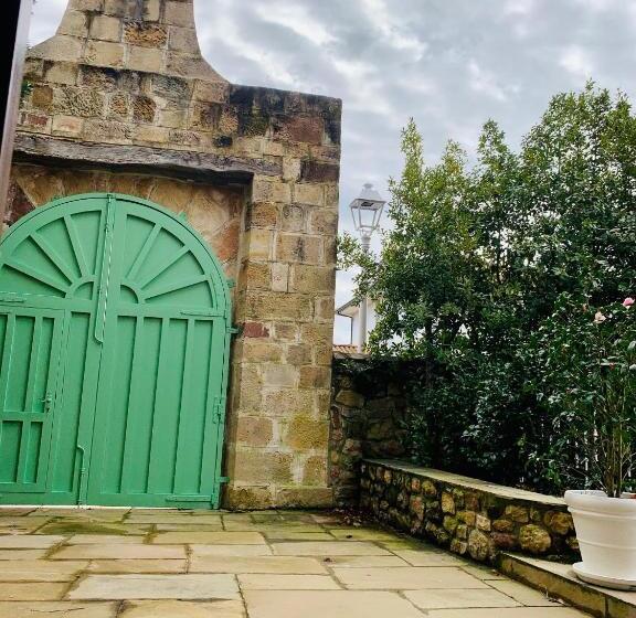 جناح مزود بتراس, Posada La Torre De La Quintana