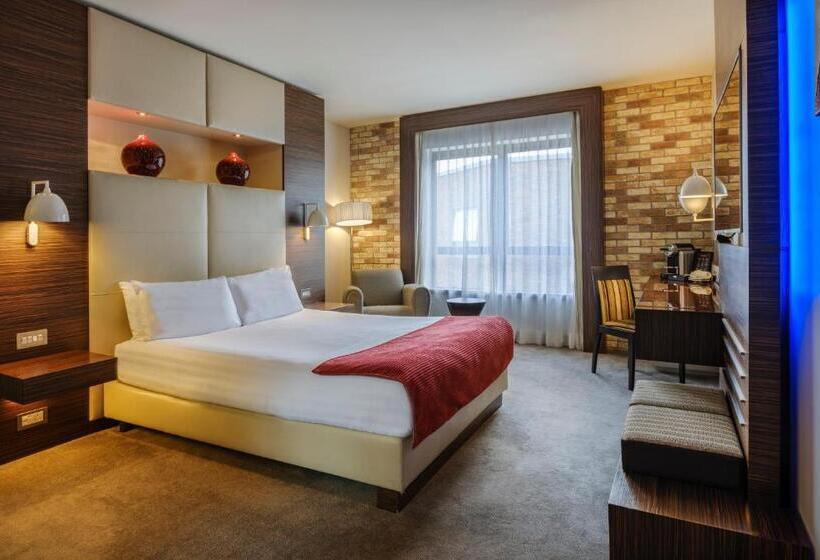 اتاق کلاسیک, Absolute Hotel Limerick