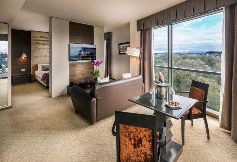 سوییت, Absolute Hotel Limerick