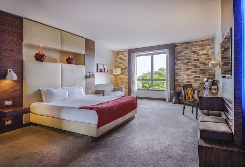 سوییت, Absolute Hotel Limerick