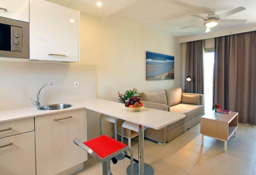 דירת חדר, Servatur Eden & Buganvillas