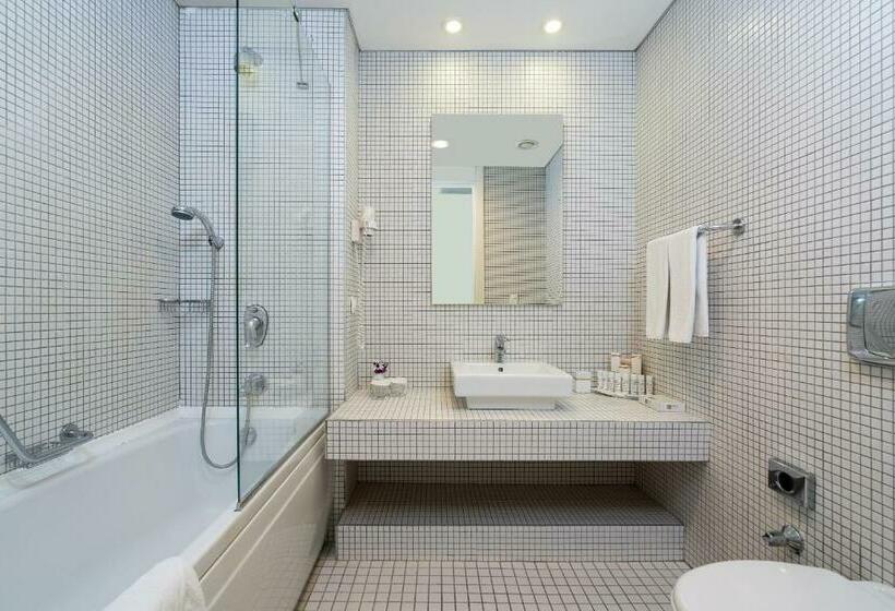 اتاق اساندارد با چشم‌انداز جانبی به دریا, Crystal Centro Resort  Ultimate All Inclusive