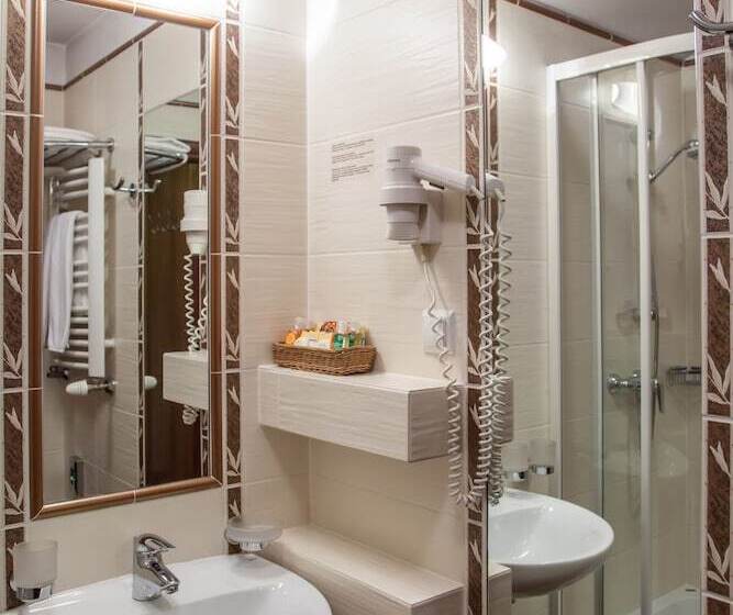 اتاق استاندارد, Farmona Hotel Business & Spa