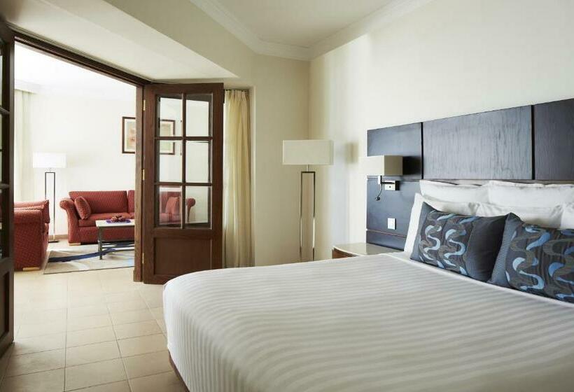 سوییت جونیور با چشم‌انداز دریا, Hurghada Marriott Beach Resort