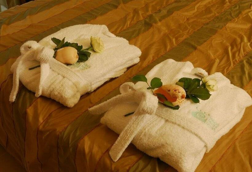 Quarto Estandar, Minos Mare