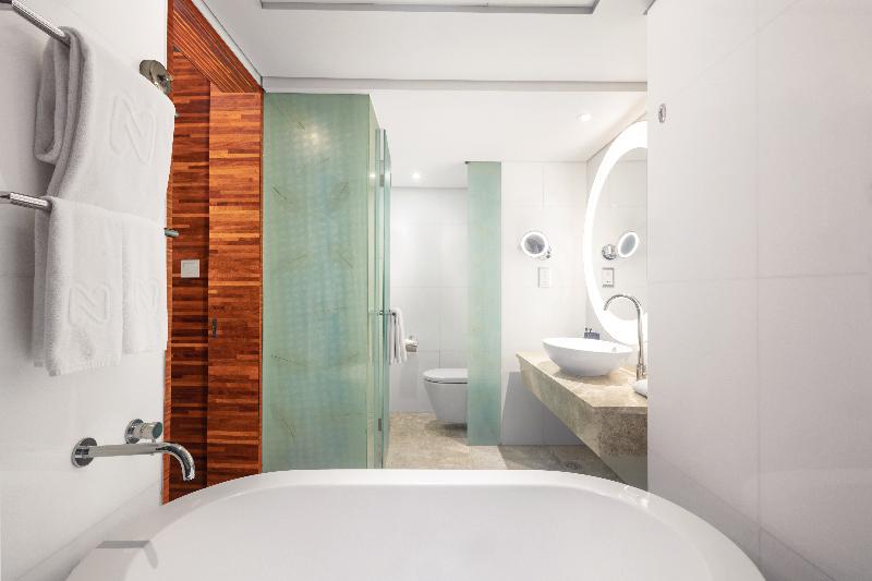اتاق سوپریور با چشم‌انداز, Nina Hotel Tsuen Wan West