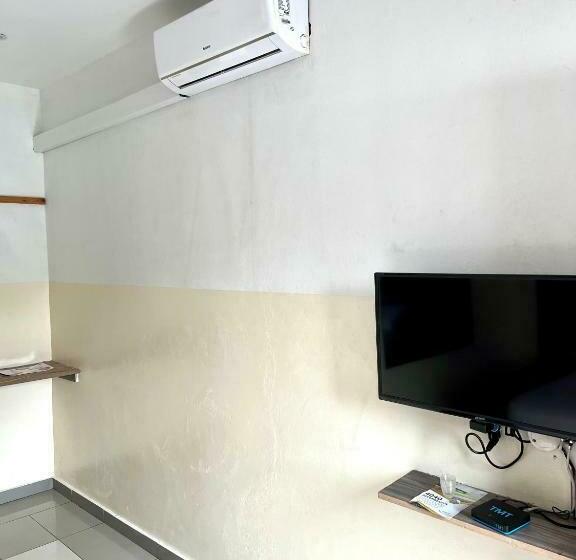 اتاق استاندارد, 40 40 Accommodation