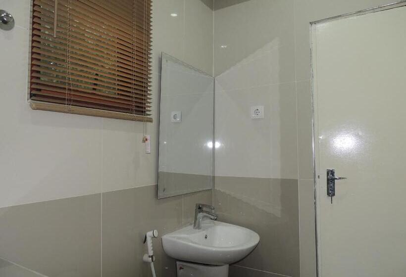 اتاق لوکس, 40 40 Accommodation