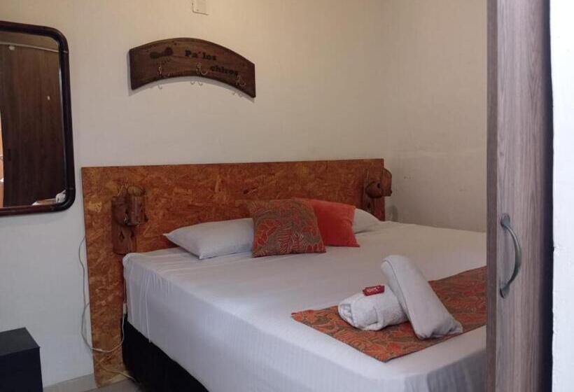 Номер Стандарт, Santander Aleman Hostel