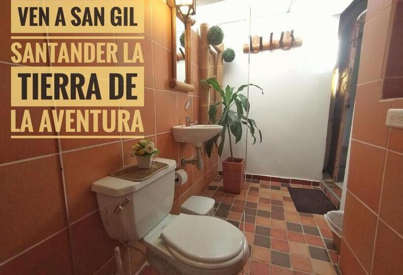 Номер Стандарт, Santander Aleman Hostel