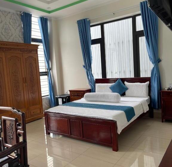اتاق لوکس خانوادگی, Anh Tuấn Hotel & Coffee   Pleiku, Gia Lai