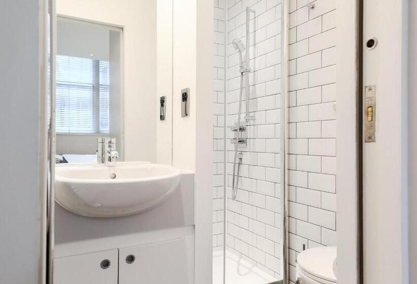 1 Bedroom Penthouse Apartment, Stayinn Trafalgar Square