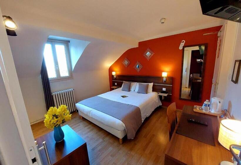 Номер Стандарт, Logis Loire Hotel   Les Cocottes Restaurant
