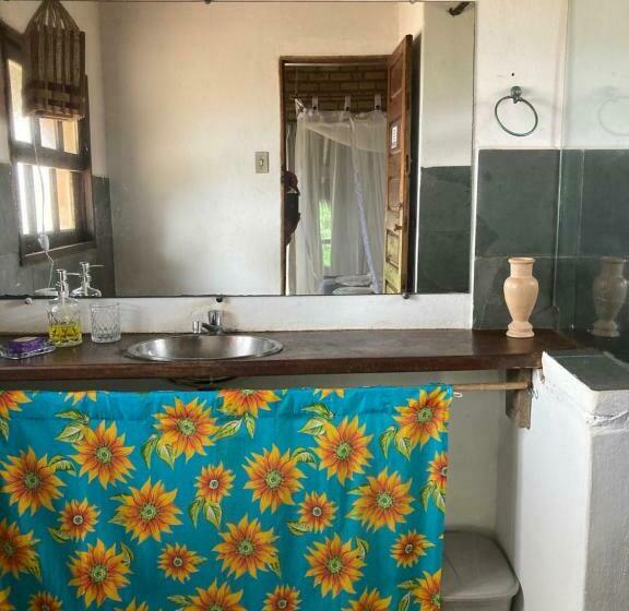 کلبه ییلاقی, Pousada Mar Dos Algodões   Praia De Algodões