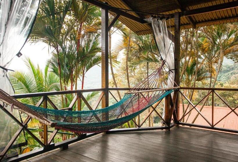 Номер Стандарт Вид на Море, Pacific Edge Eco Lodge