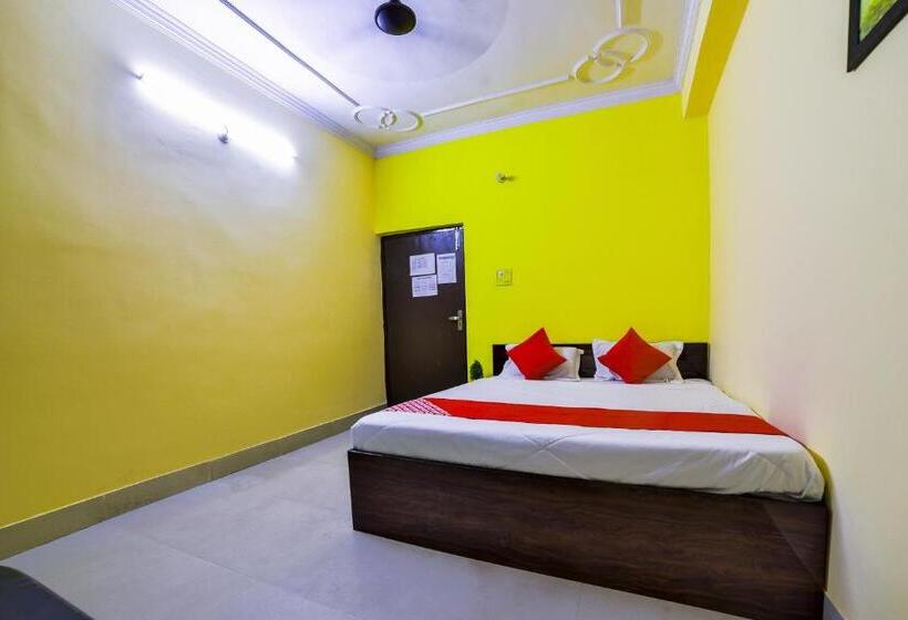 Трехместный Номер Классика, Oyo 76227 R P Grand