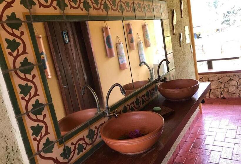 Трехместный Номер Стандарт Совместная Ванная, Pousada Rancho Flores