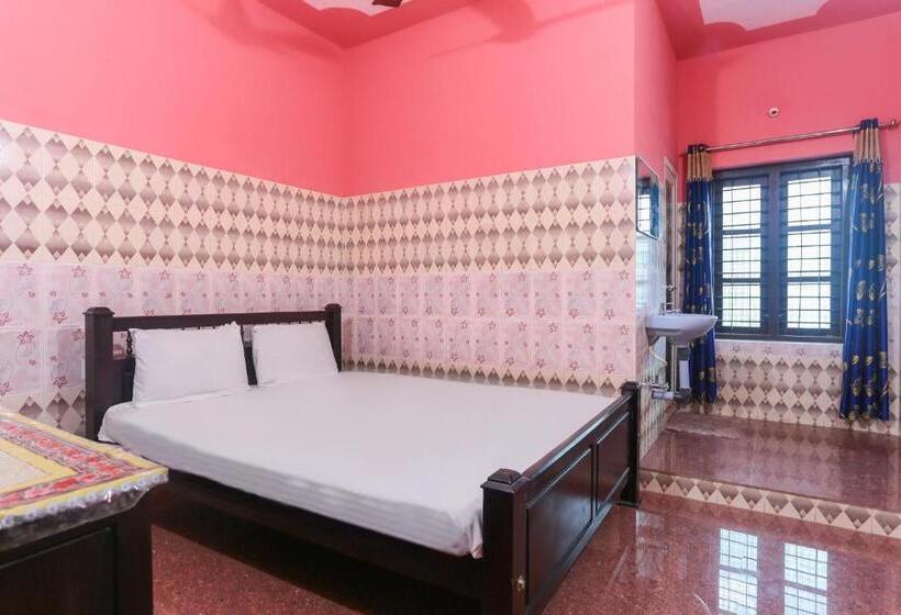 标准间, Spot On Sree Bhadra Tourist Home