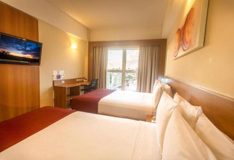 Quarto Estandar 2 Camas Casal, Praiamar Express