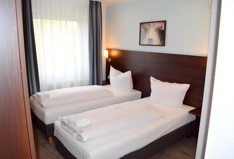 Номер Стандарт, Trip Inn Budget Hotel Messe
