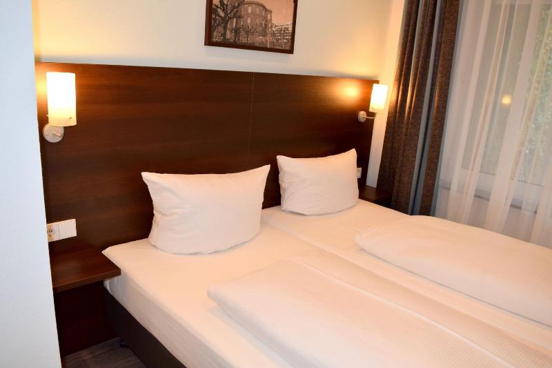 Номер Стандарт, Trip Inn Budget Hotel Messe