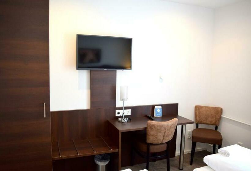 Номер Стандарт Индивидуальный, Trip Inn Budget Hotel Messe