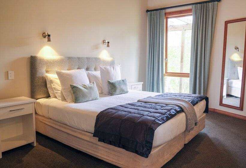 استودیوی استاندارد با تخت دوبل, Silverstream Retreat