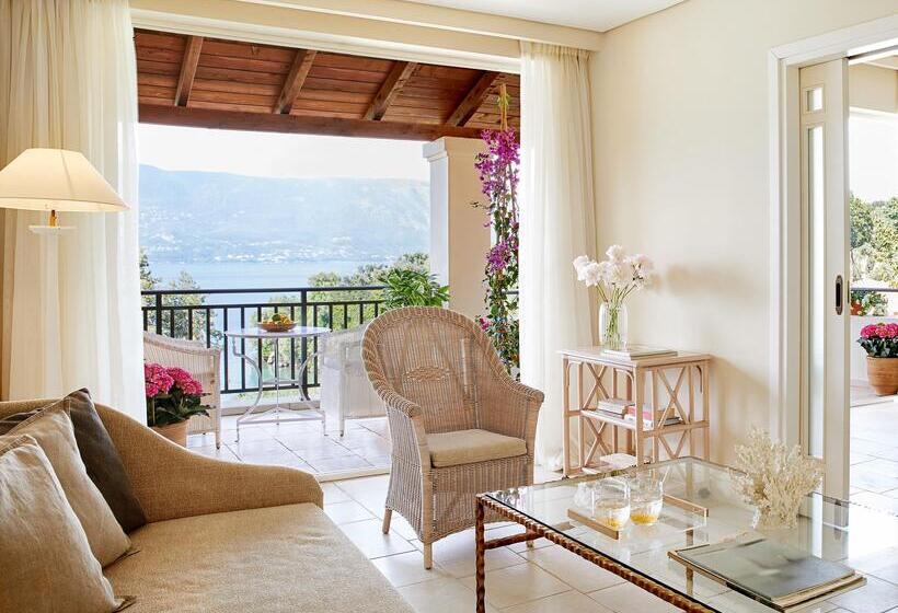 Бунгало Deluxe, Grecotel Eva Palace, Beach Luxury Resort
