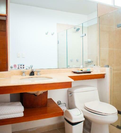 اتاق استاندارد یک نفره, Blu Hotel By Tamaca