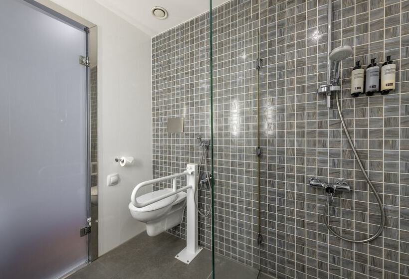 اتاق استاندارد, H10 Roma Citta