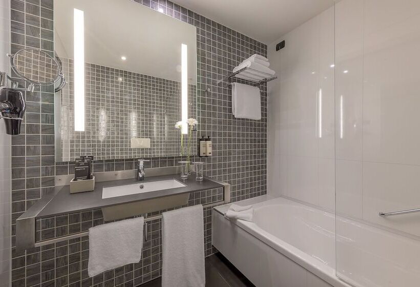 اتاق استاندارد, H10 Roma Citta