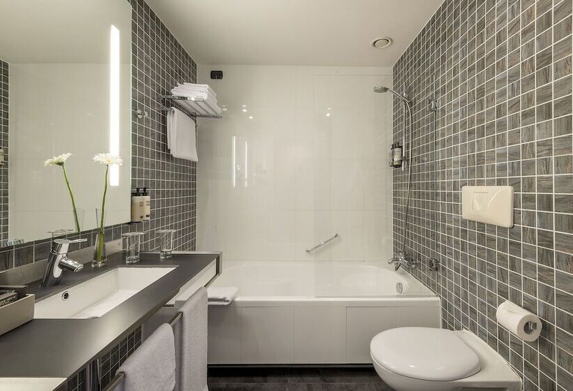اتاق سوپریور, H10 Roma Citta