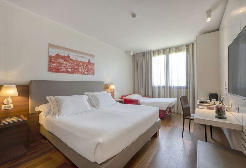 اتاق سوپریور, H10 Roma Citta