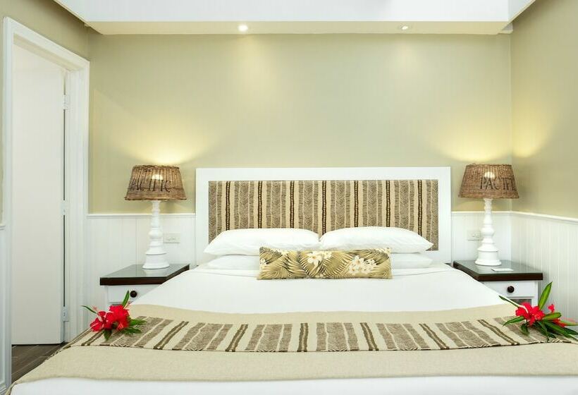 디럭스 방갈로, Malolo Island Resort