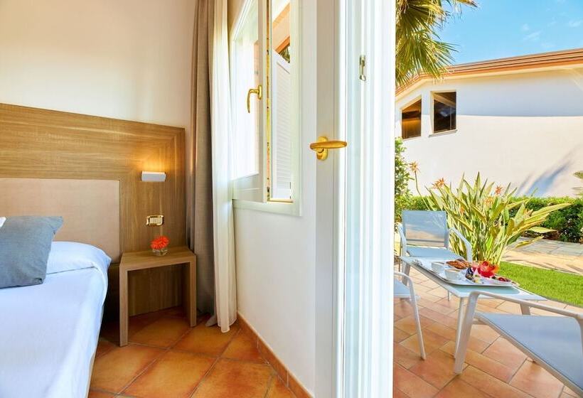 Полулюкс, Paestum Inn Beach Resort