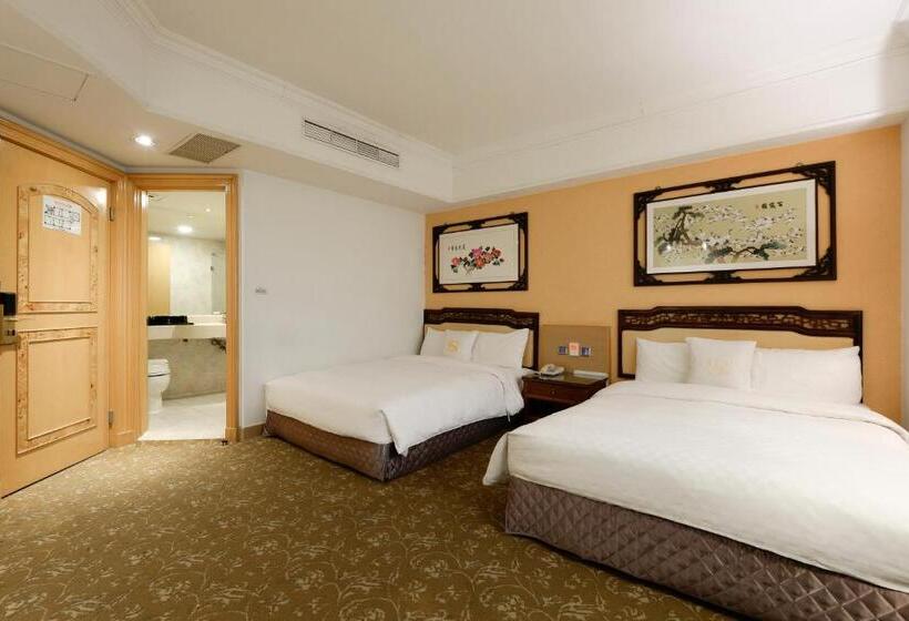 Deluxe Quadruple Room, Sunshine