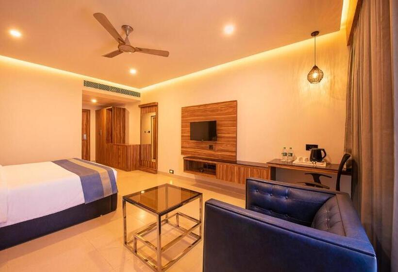 Номер Deluxe Кровать Кинг, Hometown Galleria Manipal
