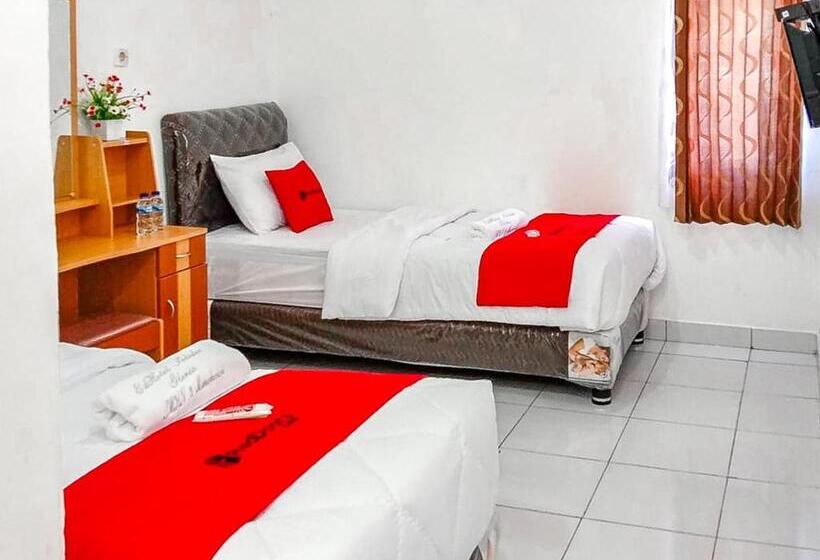 Номер Стандарт, Reddoorz Near Reremi Pemancar Manokwari