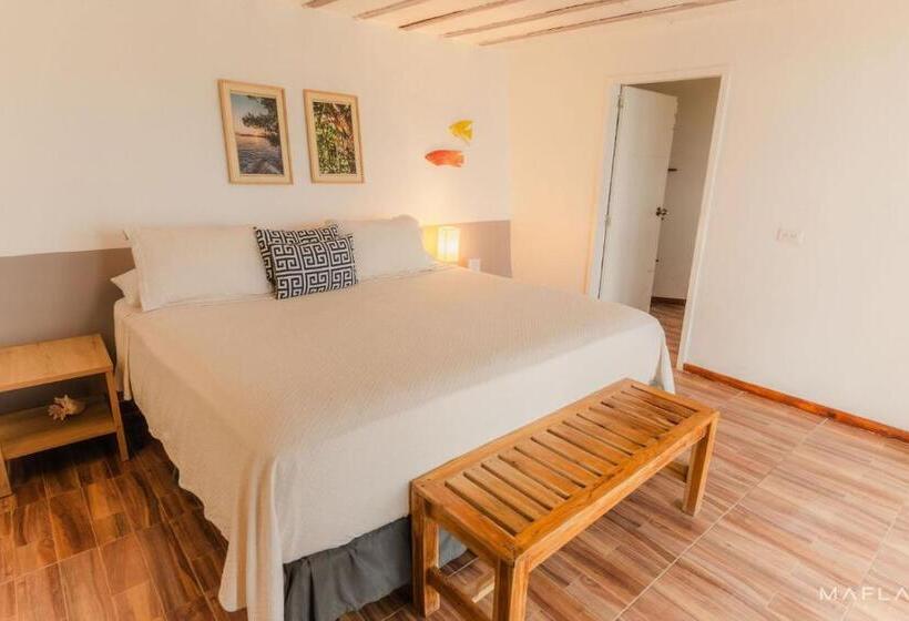 Люкс Deluxe Кровать Кинг, Rosario Eco