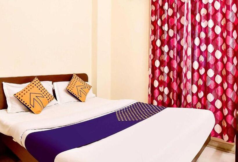 Трехместный Номер Классика, Vaccinated Staff  Spot On Jai1267  Taj Inn